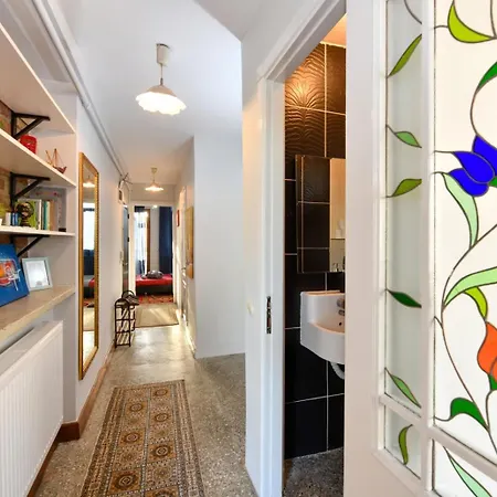 דירה Taksim-galata Tower Is Almost In Your Bedroom And In The Balconies Rooftop Terrace With Golden Horn View איסטמבול