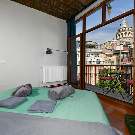 Taksim-galata Tower Is Almost In Your Bedroom And In The Balconies Rooftop Terrace With Golden Horn View *