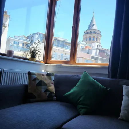 Apartman Galata Tower Is Almost In Your Bedroom And In The Balconies Rooftop Terrace With Golden Horn View