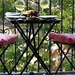 Taksim-galata Tower Is Almost In Your Bedroom And In The Balconies Rooftop Terrace With Golden Horn View Apartment